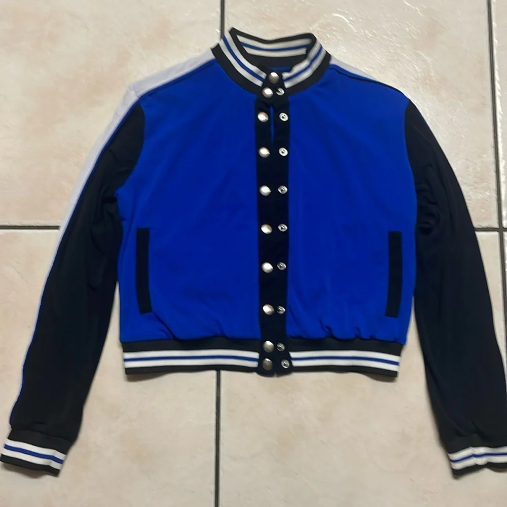 Jacket - Picture 1 of 7